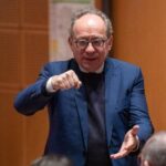 Docteur Jean-Claude Monfort en conférence sur le syndrome de Diogène
